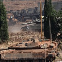 Izraelske snage gomilaju se na granici s Libanonom