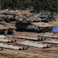 Izraelske snage gomilaju se na granici s Libanonom