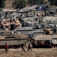 Izraelske snage gomilaju se na granici s Libanonom