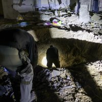 Oštećena škola u Gederi u iranskom napadu na Izrael