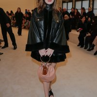 Prvi red do piste na Chloe reviji za jesen/zimu 2024.