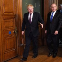 Boris Johnson i Benjamin Netanyahu