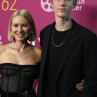 Naomi Watts i Sasha Schreiber