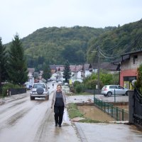 Zbog obilnih padalina poplavljene su ulice u Kiseljaku