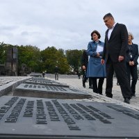 Zoran Milanović u Auschwitzu