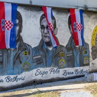 Tomo Medved i Ivan Penava na otvorenju murala poginulim vukovarskim policajcima