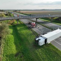 Prevrnuti kamion na autocesti A3