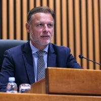 Sabor raspravlja o slanju vojnika u misije