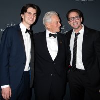 Michael Douglas sa sinovima