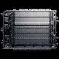 CATL, je lansirao Freevoy Super Hybrid Battery, prvu hibridnu bateriju za vozilo na svijetu koja postiže čisti električni domet od preko 400 km i 4C superbrzo punjenje, najavljujući novu eru za EREV i PHEV baterije velikog kapaciteta.