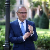 Gordan Grlić Radman