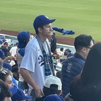 Ashton Kutcher i Mila Kunis s djecom