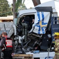 Kamionom se zabio u stanicu u Izraelu