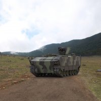 Oklopni transporter Kaplan temelji se na šasiji istoimenog tenka