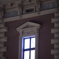 Odlomio se dio fasade na zgradi na Trgu bana Jelačića