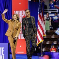 Kamala Harris i Michelle Obama (2)