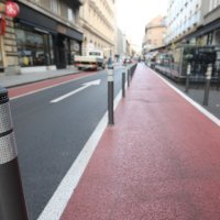 Stupići na biciklističkoj stazi u centru Zagreba