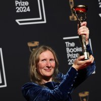 Samantha Harvey osvojila nagradu Booker