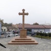 SNV položilo vijence za žrtve Vukovara