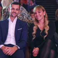 PXL_191124_124364872