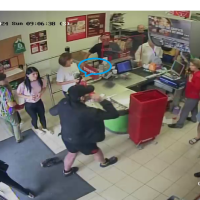 Policija: Prepoznajete li osobu s fotografija