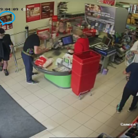 Policija: Prepoznajete li osobu s fotografija