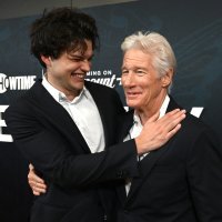 Richard Gere sa sinom Homerom