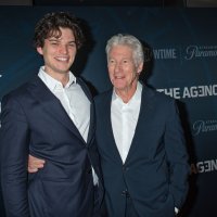 Richard Gere sa sinom Homerom