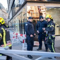 Zagreb: Odlomio se komad pročelja zgrade u Ilici, policija ogradila područje