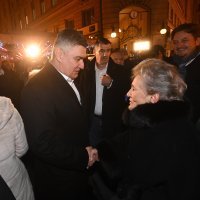 Milanović na prikupljanju potpisa u Zagrebu