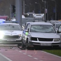 prometna nesreca na krizanju Vukovarske ulice i Ulice Hrvatske bratske zajednice.