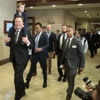 Elon Musk sa sinom X-om