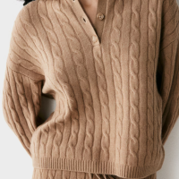 Pleteni polo pulover iz H&M-a