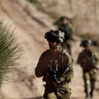 Izraelski vojnici na Golanskoj visoravni, prije upada u Siriju