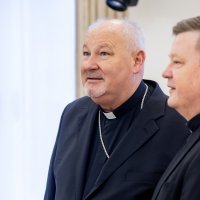 Sastanak članova Stalnog vijeća Hrvatske biskupske konferencije s premijerom Plenkovićem