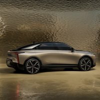 DS N°8 - svjetska premijera