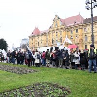 Zagreb: 'Adventski prosvjed' prosvjetnih djelatnika