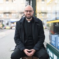 Svećenik Petar Popović