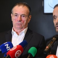 Konferencija za medije Nikice Jelavića
