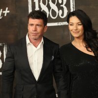 Taylor Sheridan sa suprugom Nicole