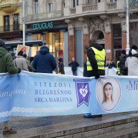 Molitelji su se okupili na Trgu bana J. Jelačića