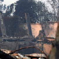Izgorjela kuća Milesa Tellera