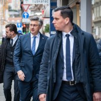 Dolazak članova HDZ-a na sjednicu Predsjedništva