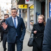 Dolazak članova HDZ-a na sjednicu Predsjedništva