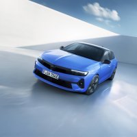 Opel pojednostavljuje prijelaz na elektromobilnost: 'Electric All In'