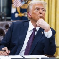 Trump u Ovalnom uredu