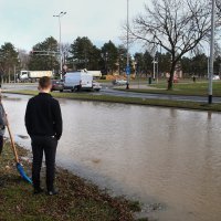 Puknula cijev u Novom Zagrebu