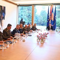 Milanović s generalima