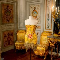 Izložba mode u Louvreu