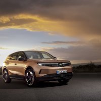 Opel Grandland, Frontera i Mokka